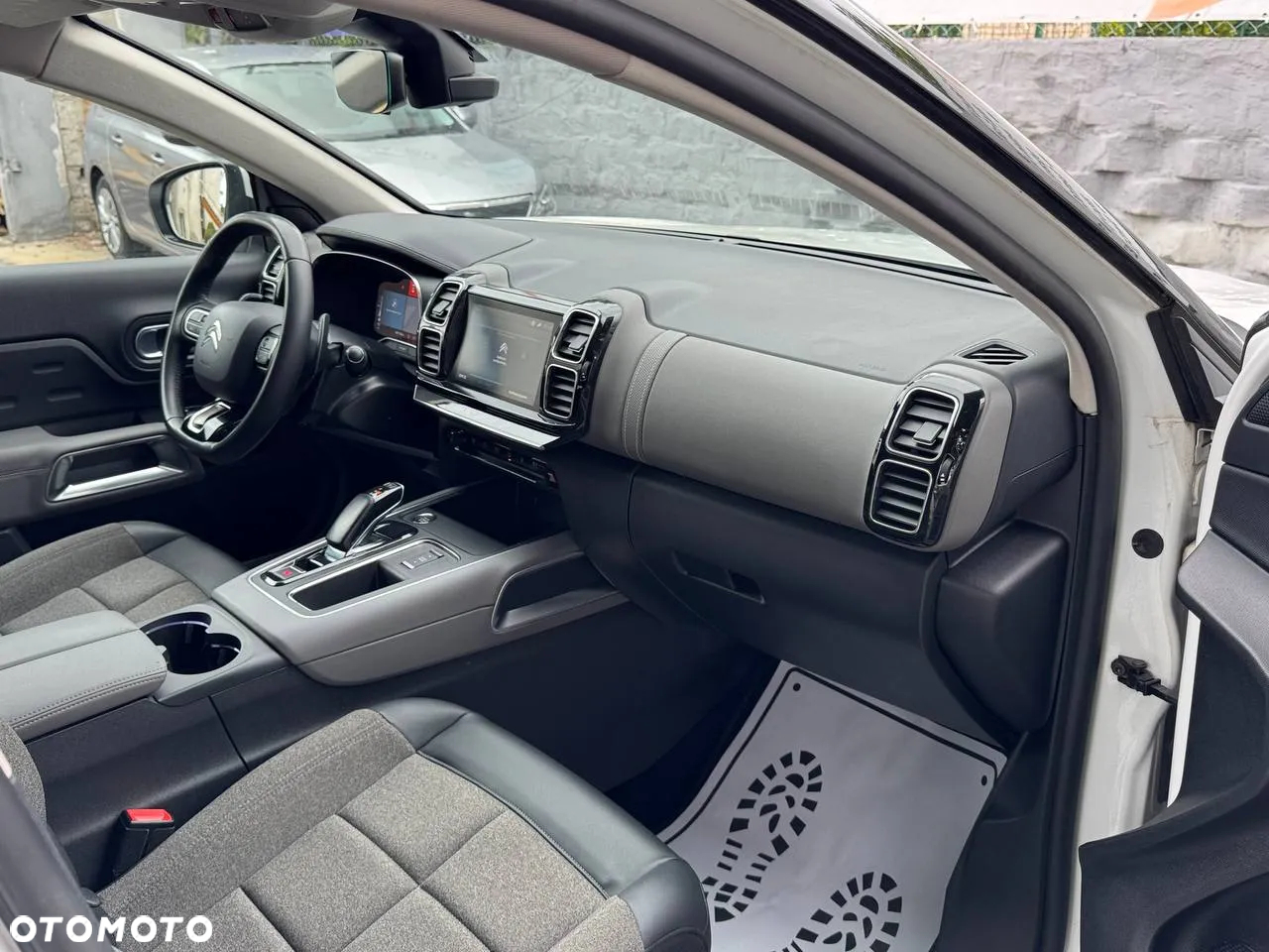 Citroën C5 Aircross Hybrid 225 e-EAT8 FEEL PACK - 31