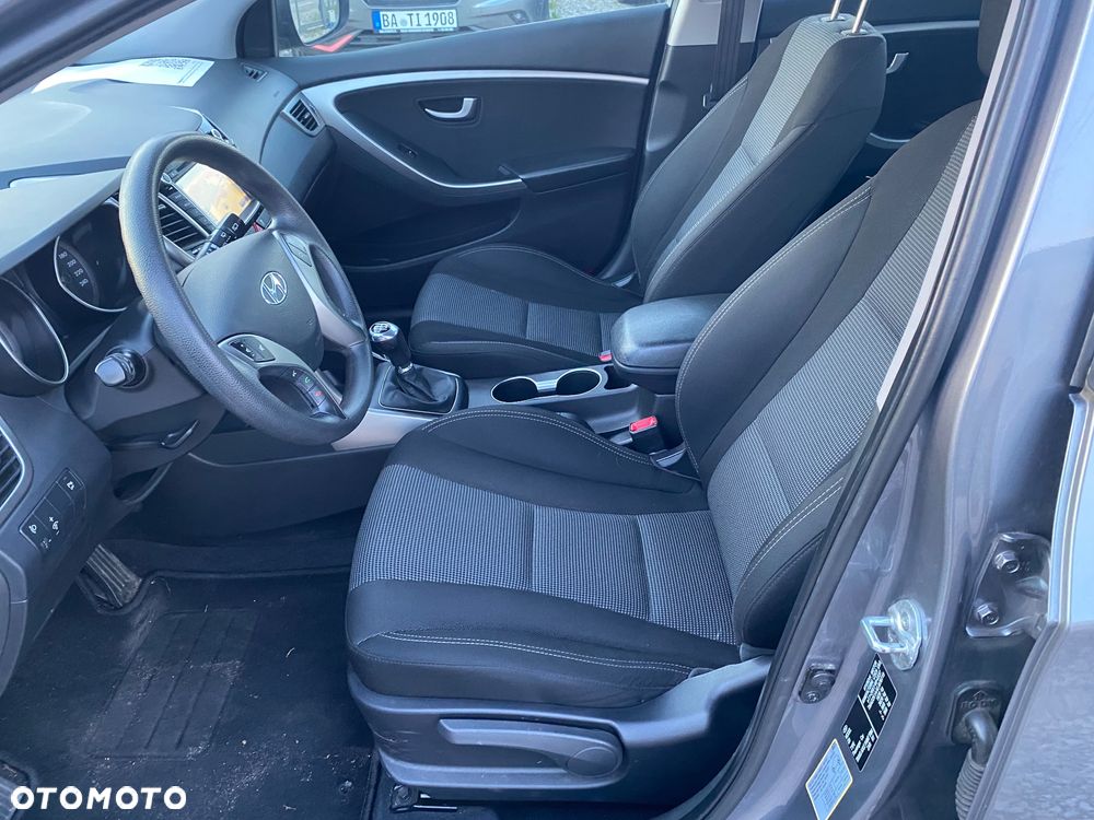 Hyundai i30 1.4 Premium - 26