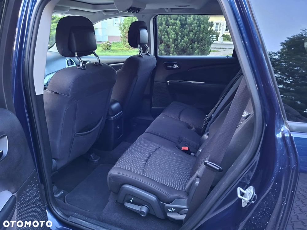 Dodge Journey - 8