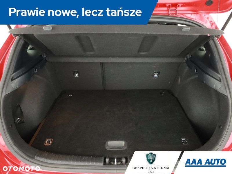 Kia Ceed - 12
