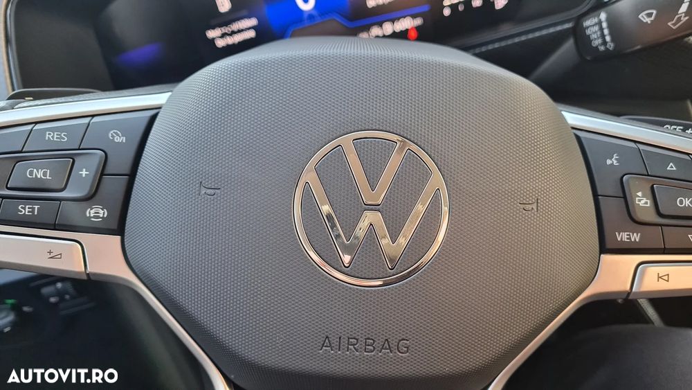 Volkswagen T-Cross 1.0 TSI DSG Life - 30