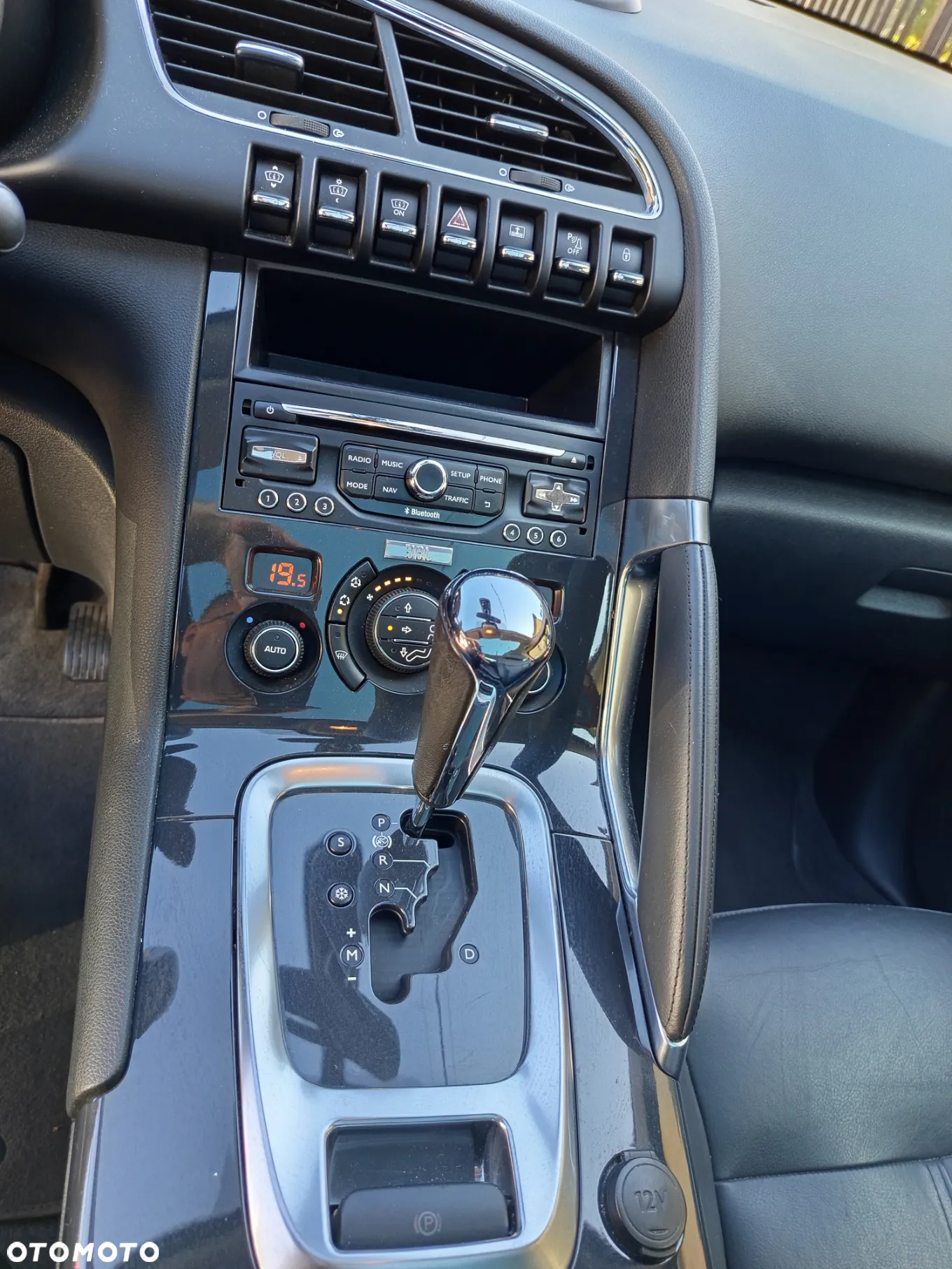 Peugeot 3008 HDi FAP 160 Automatik Allure - 15