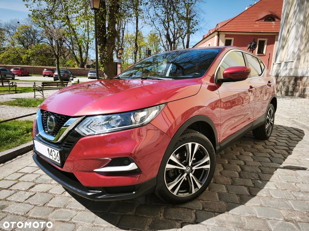 Nissan Qashqai 1.2 DIG-T Tekna EU6 - 1