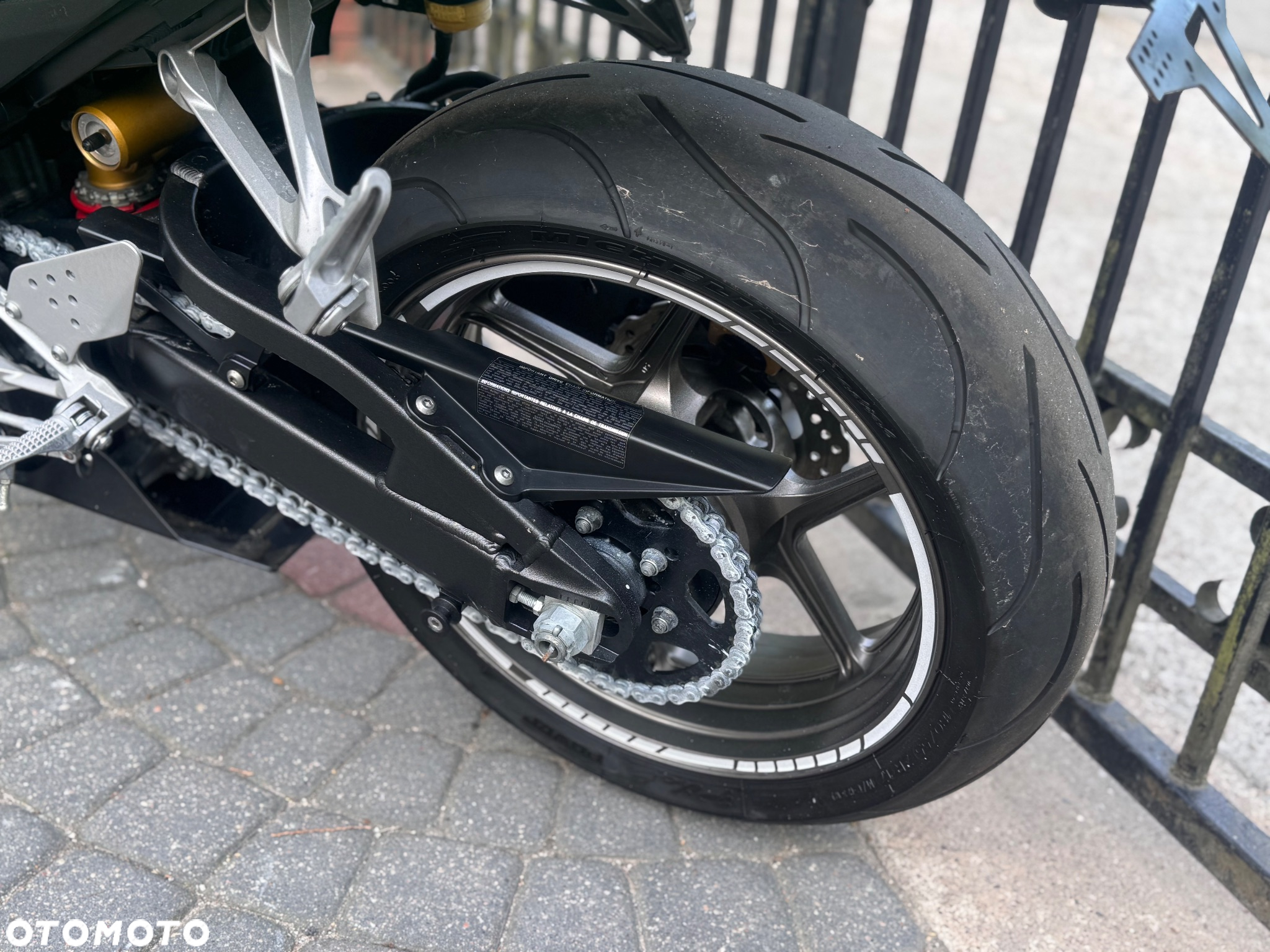 Kawasaki ZX - 21
