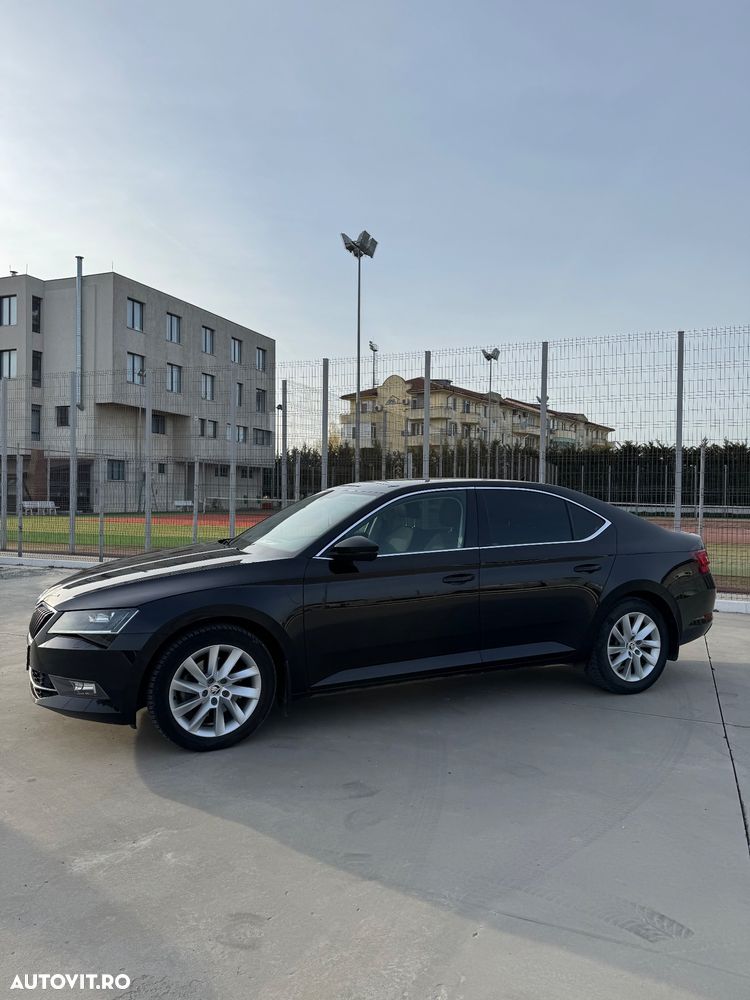 Skoda Superb 1.5 TSI ACT DSG Ambition - 7