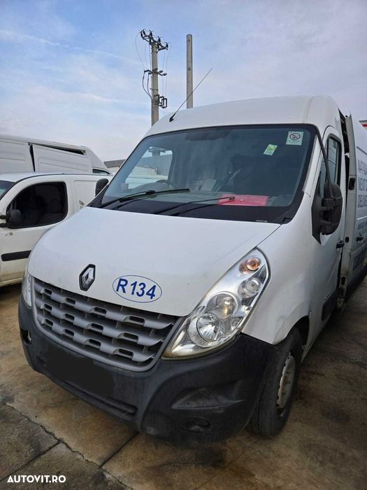 Dezmembrez Renault Master 2.3, 2014, cutie viteze manuala 6 trepte - 2