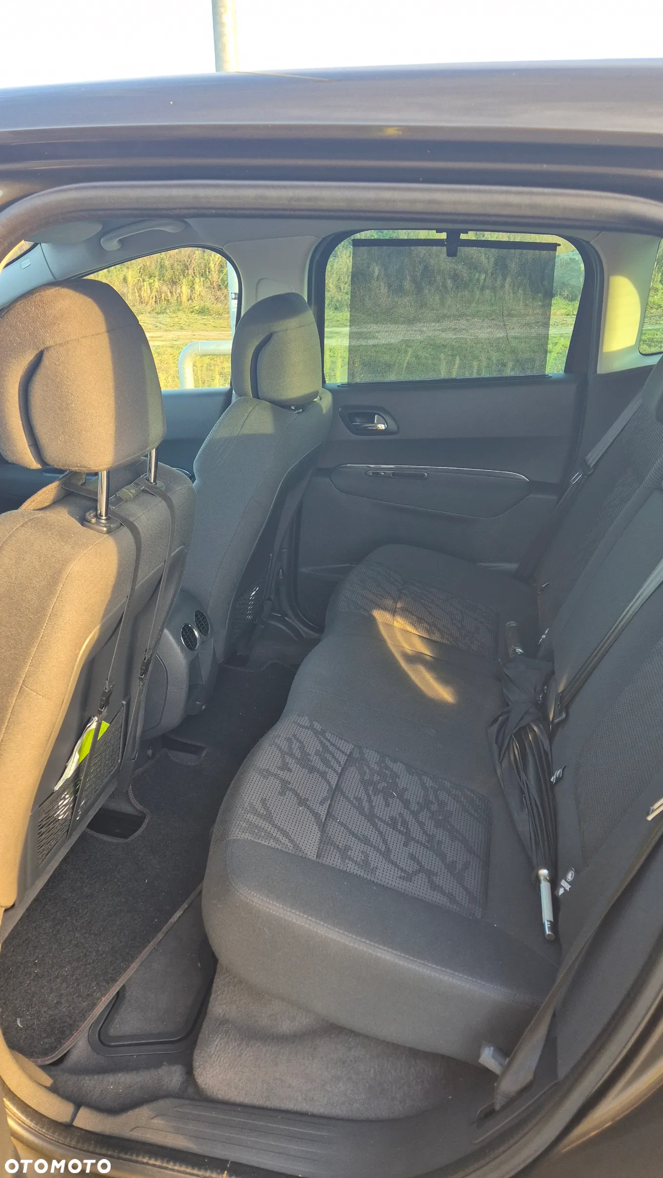 Peugeot 3008 1.6 HDi Active - 12