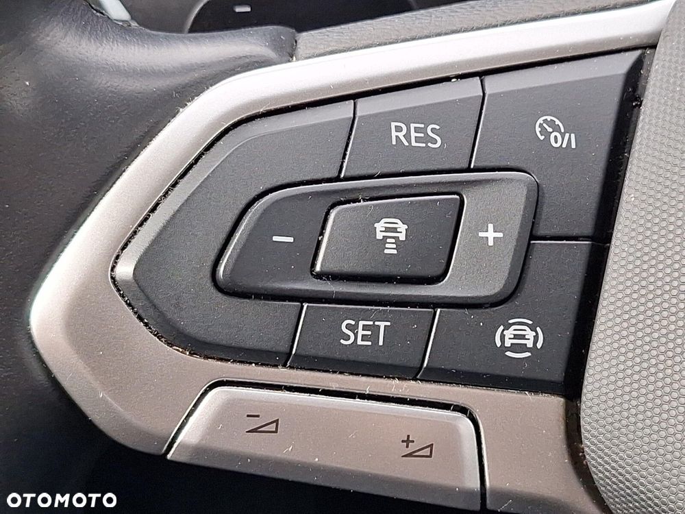 Volkswagen T-Roc 1.5 TSI Life DSG - 16