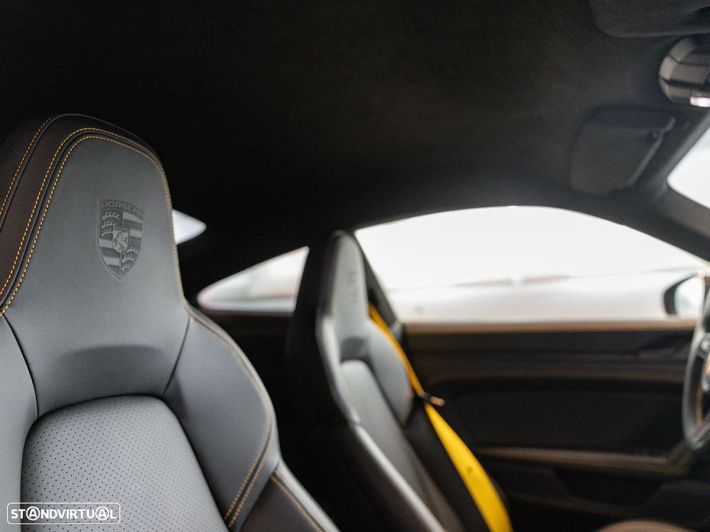 Porsche 911 (992) - 33