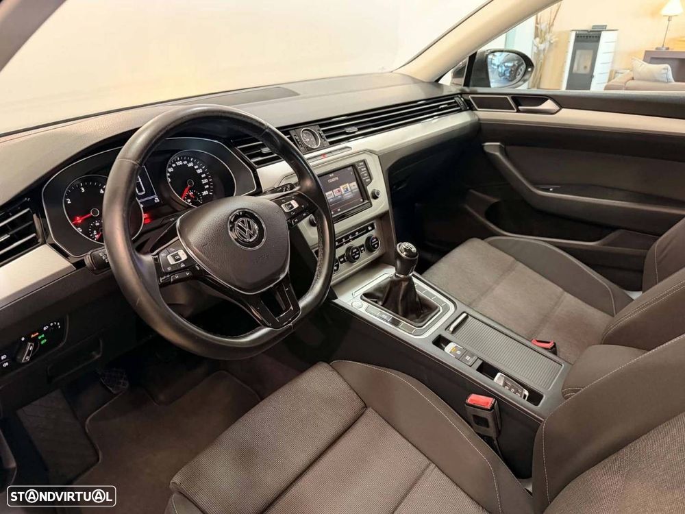 VW Passat Variant 1.6 TDI Confortline - 10
