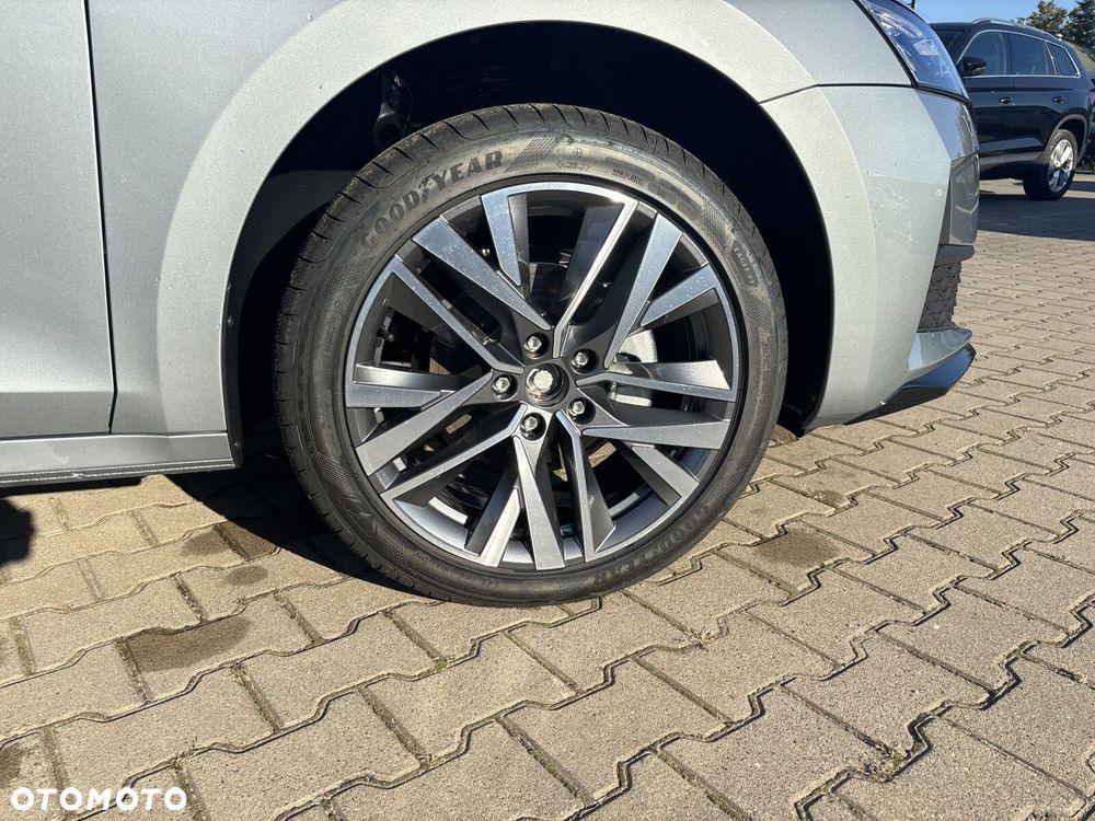 Skoda Octavia 1.5 TSI mHEV Sportline Tech DSG - 19