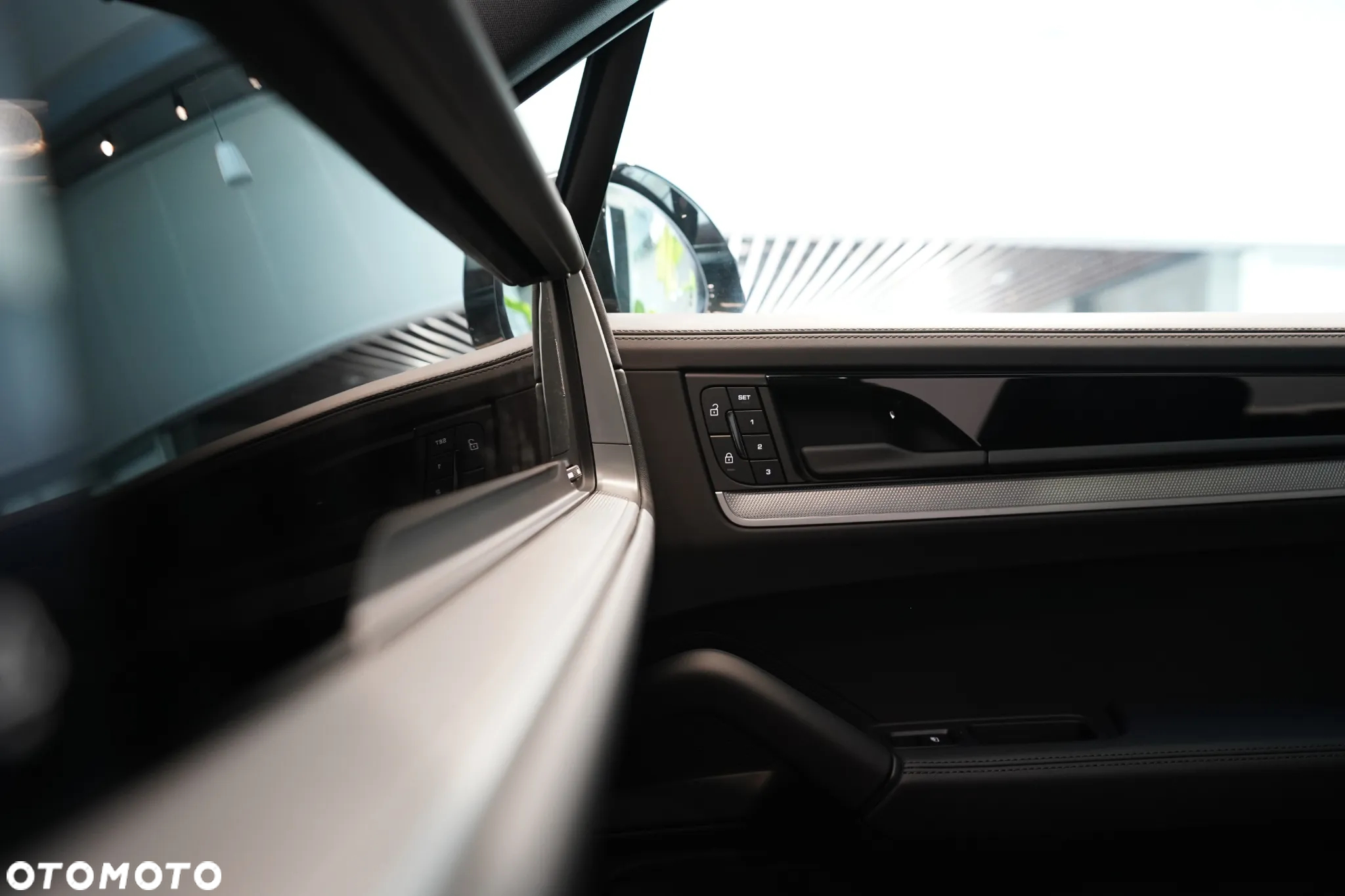 Porsche Cayenne E-Hybrid PHEV - 23
