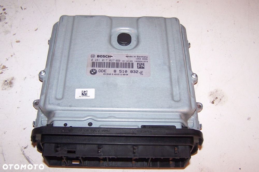 BMW E87 E90 E91 2.0D KOMPUTER STEROWNIK 8510832 0281017027 - 1