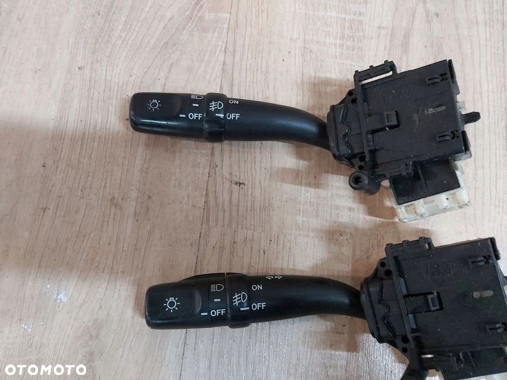 Toyota Previa II manetka zespolony świateł - 2