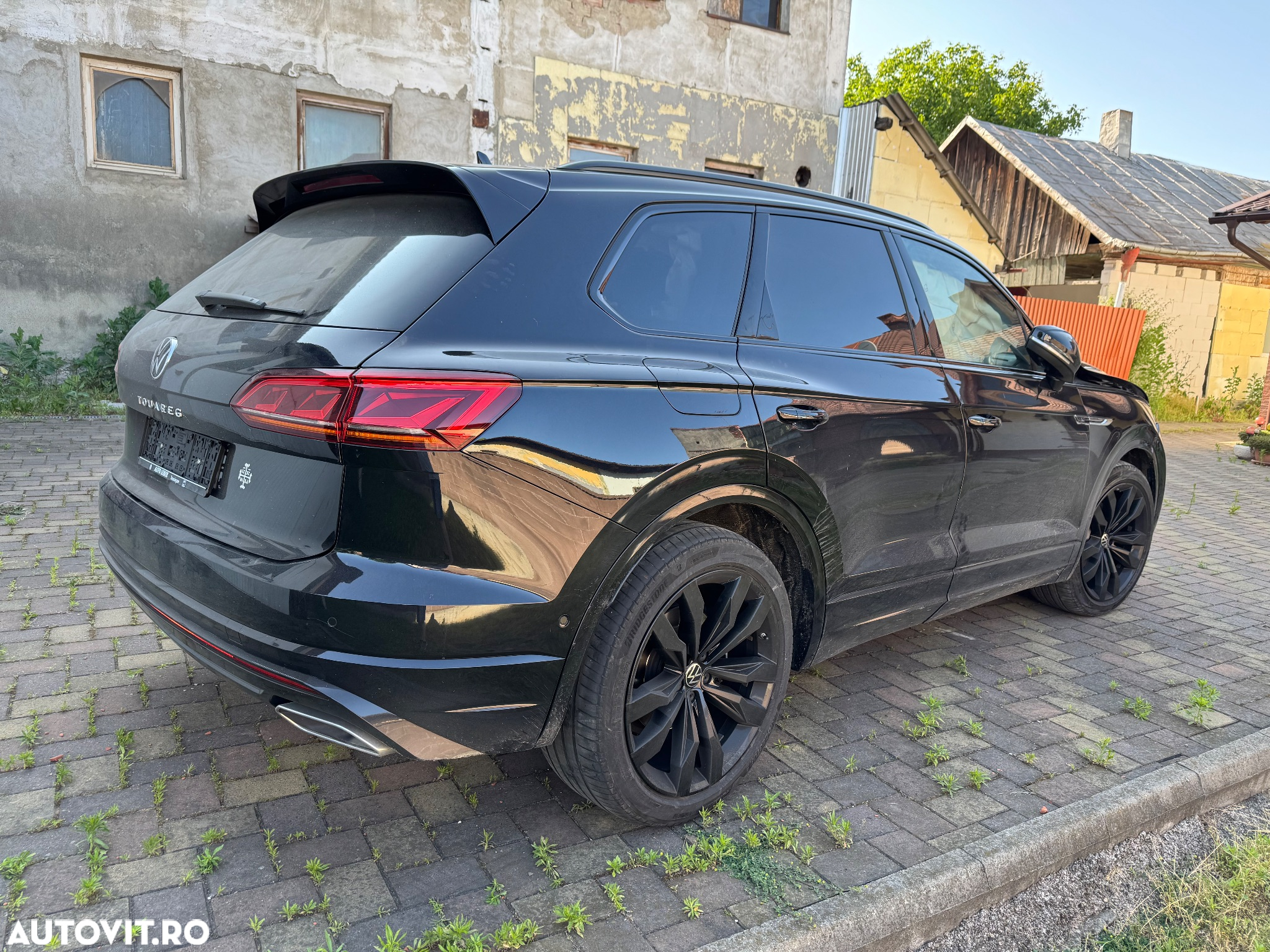 Volkswagen Touareg V6 TDI 4MOTION R-Line - 3