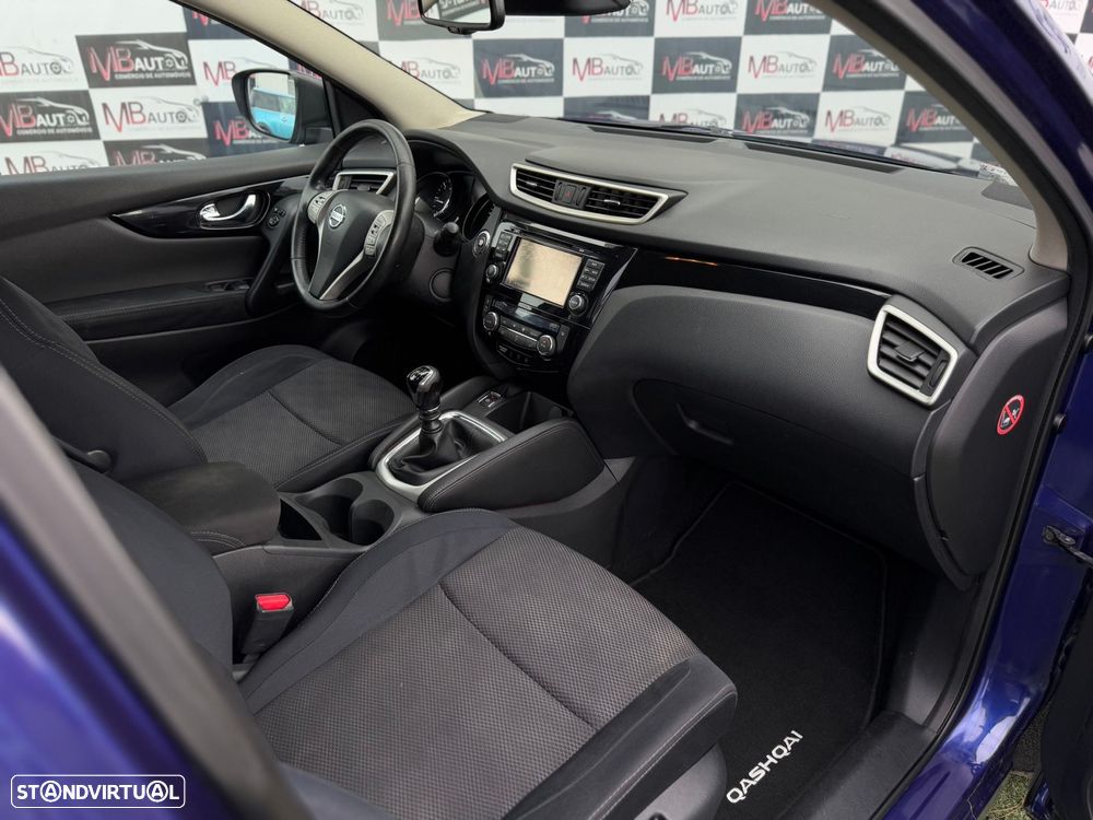 Nissan Qashqai 1.5 dCi N-Connecta - 40
