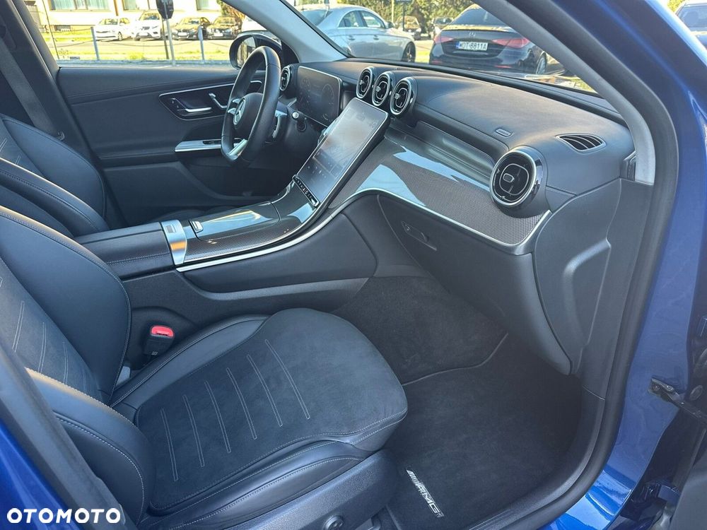 Mercedes-Benz GLC - 12