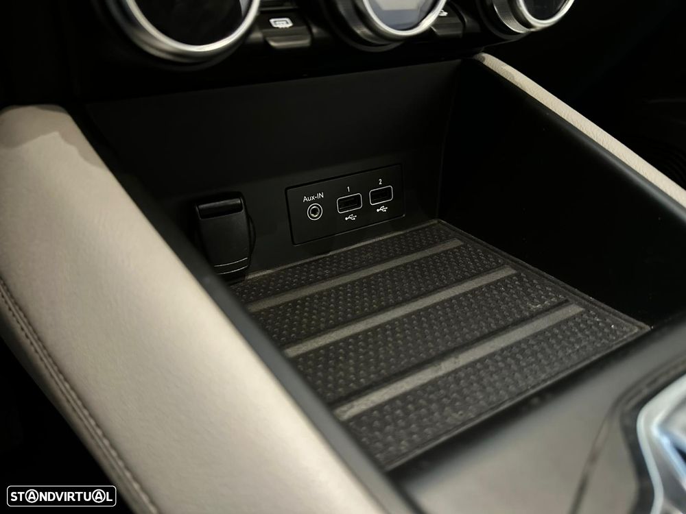 Renault Captur 1.6 E-Tech Plug-In Initiale Paris - 33