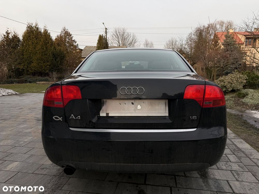 Audi A4 Limousine - 3