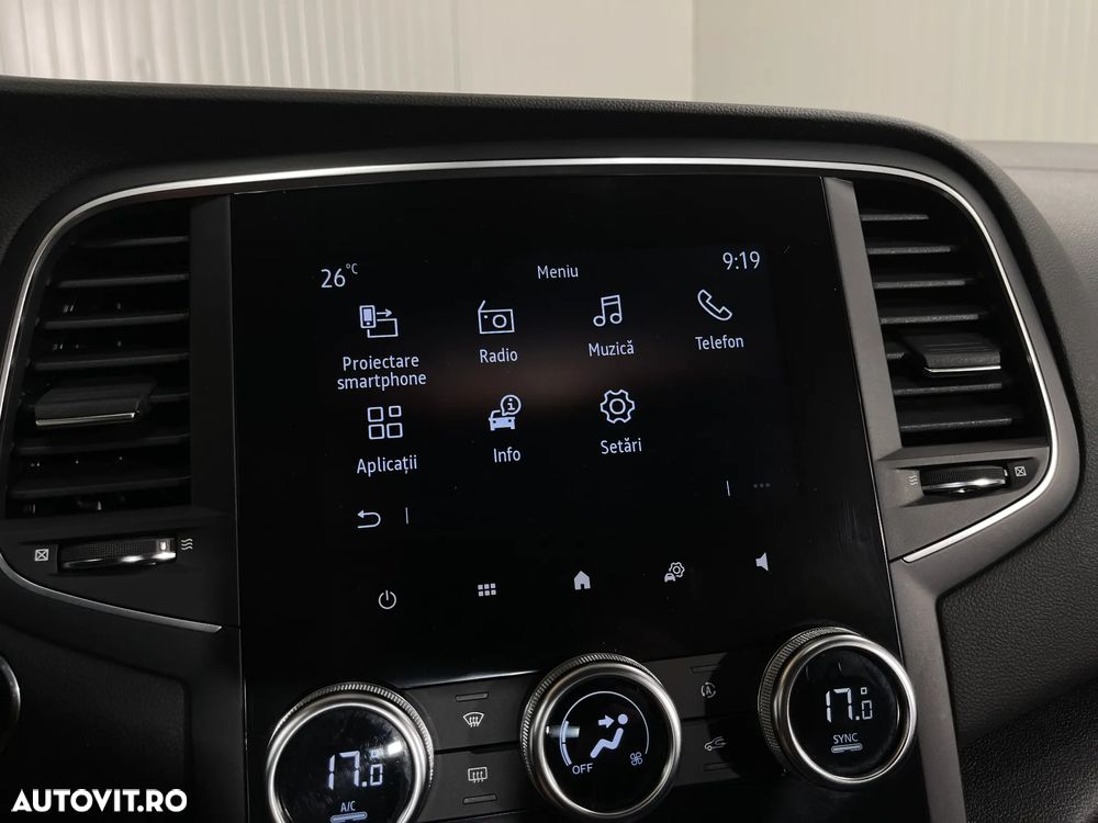 Renault Megane TCe 140 GPF Equilibre - 16