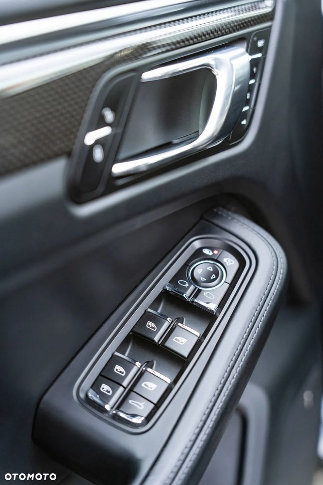 Porsche Macan Turbo PDK - 8