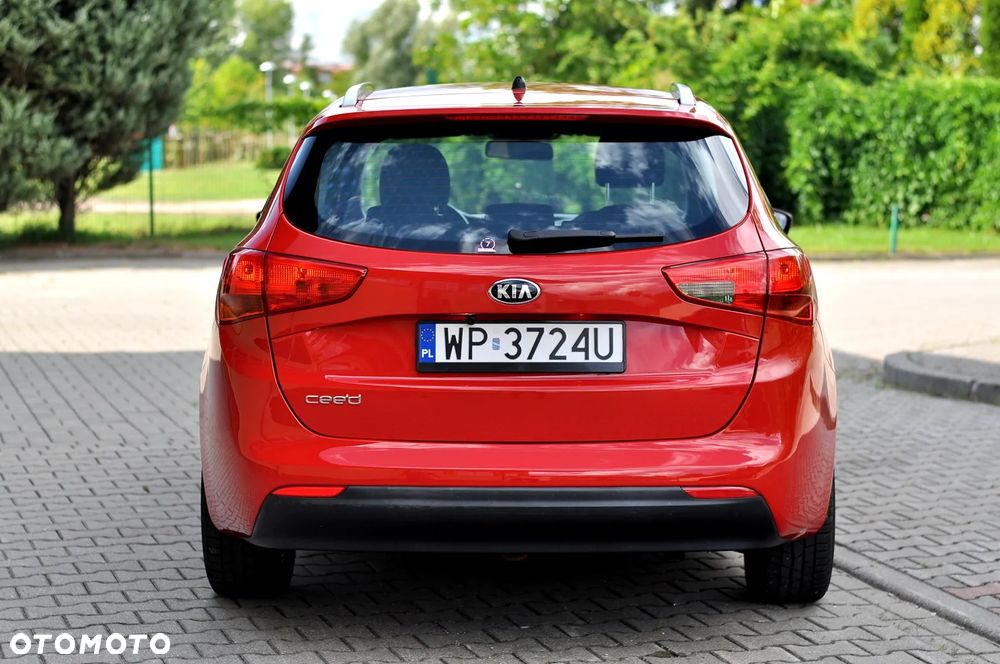 Kia Ceed 1.6 GDI M DCT - 15