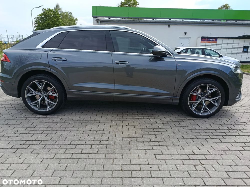 Audi Q8 - 6