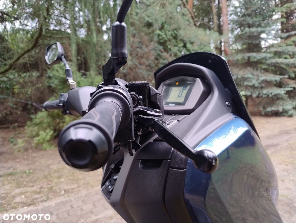 Yamaha NMAX - 26