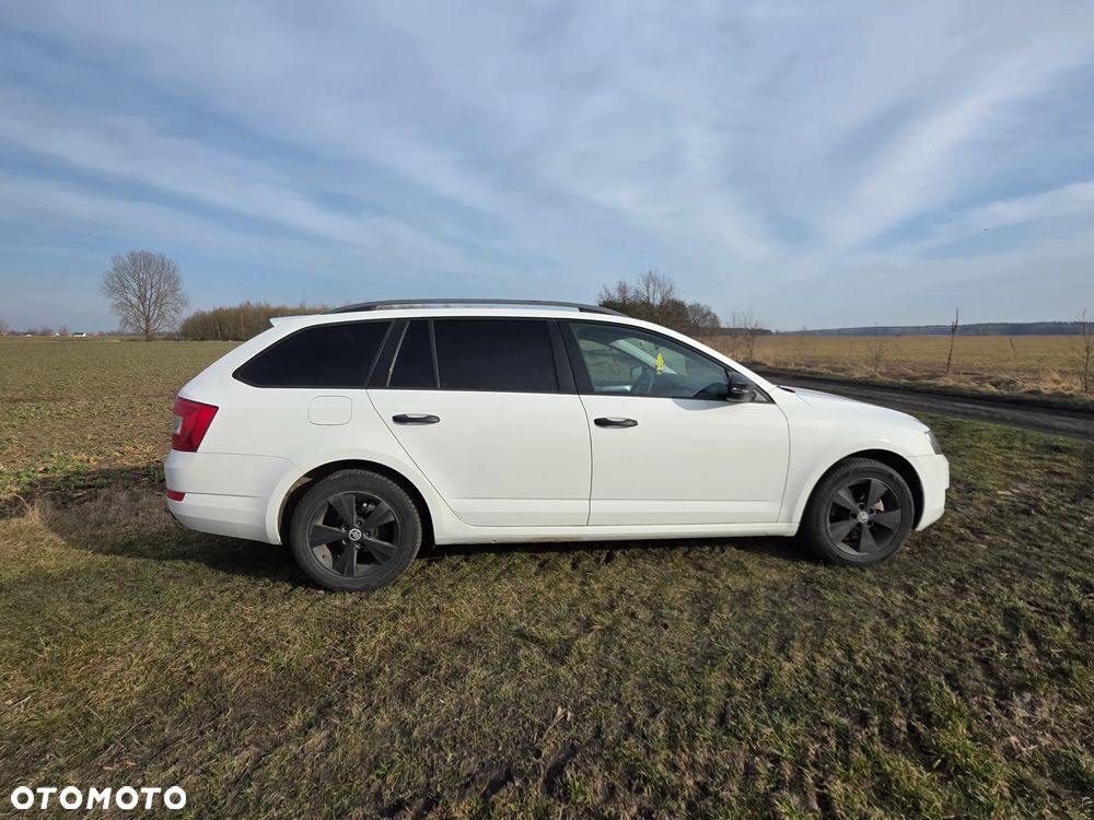 Skoda Octavia 1.6 TDI Ambition - 6