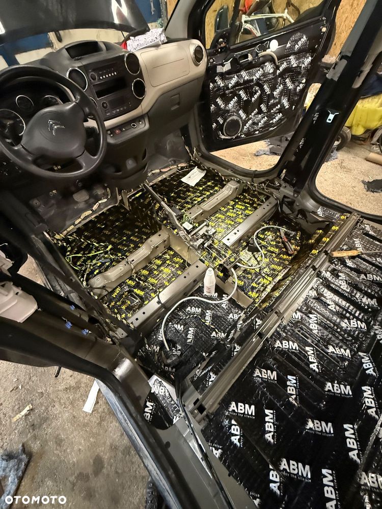 Citroën Berlingo Multispace e-HDi 90 FAP EGS6 Start Stop Selection - 9