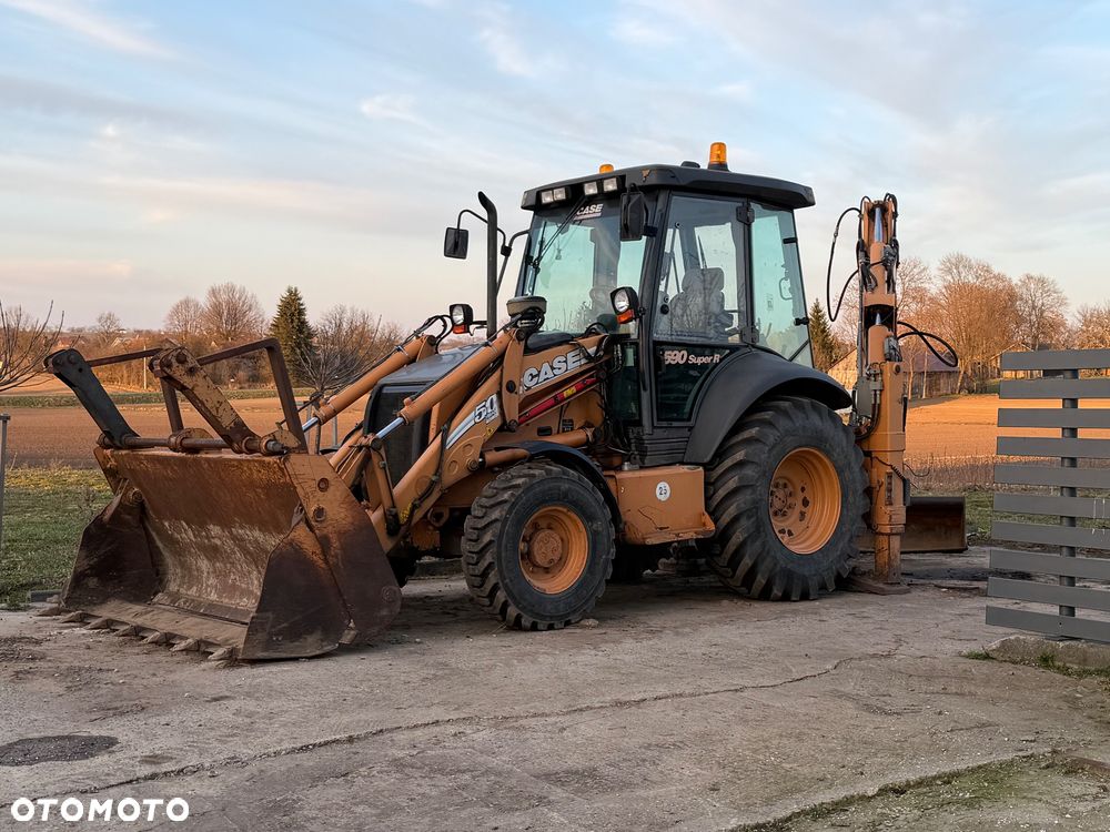 Case 590 super r - 2