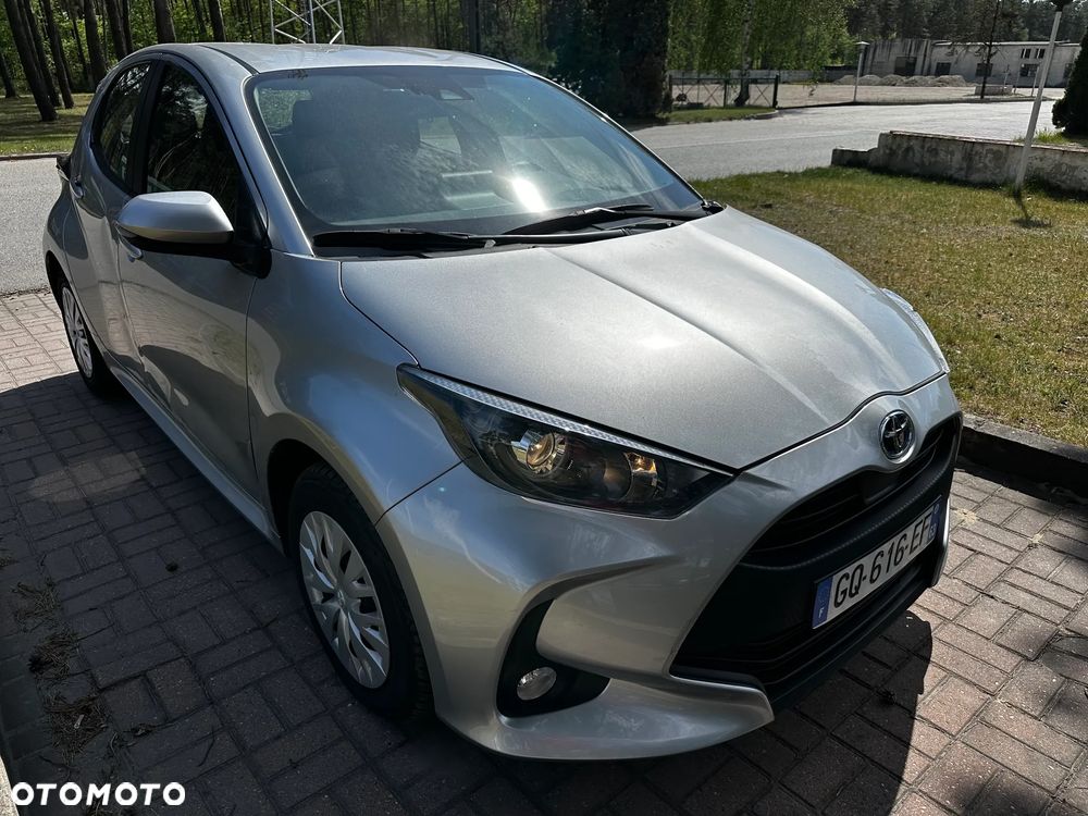 Toyota Yaris - 1