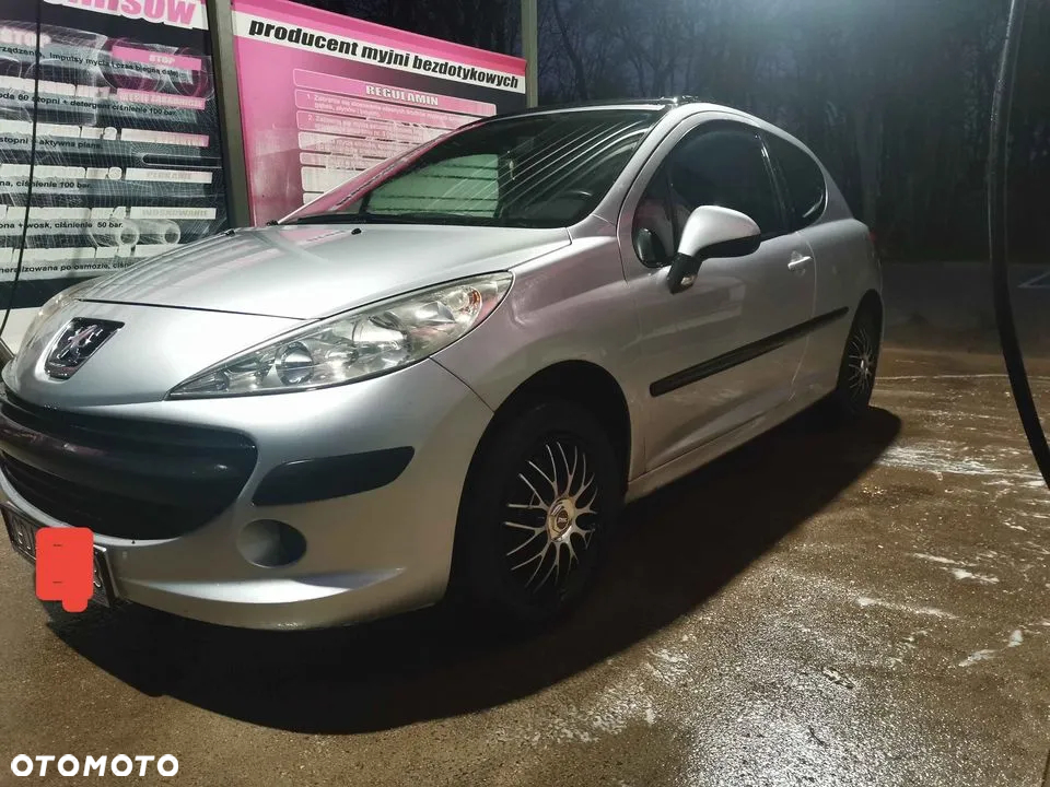 Peugeot 207 - 3