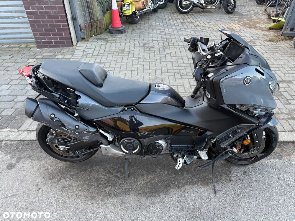 Yamaha Tmax - 5