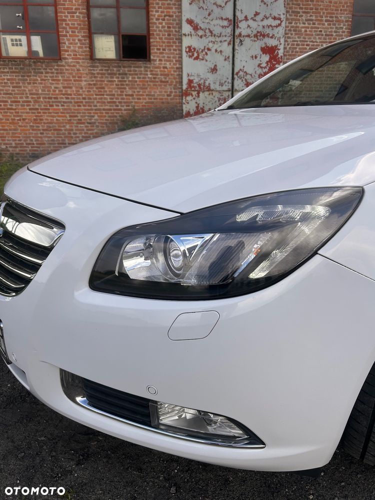 Opel Insignia 2.0 T Cosmo 4x4 - 11