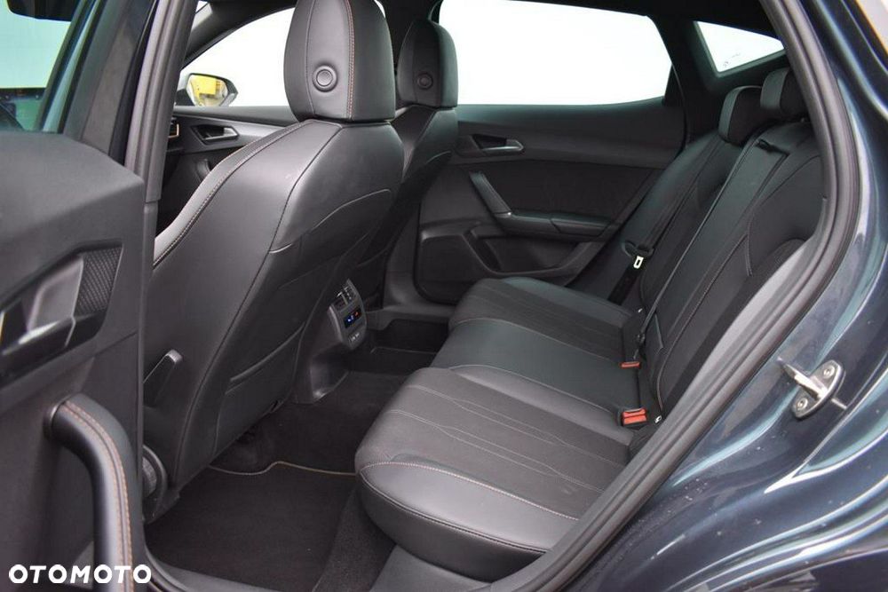 Cupra Formentor 1.5 eTSI mHEV DSG - 17