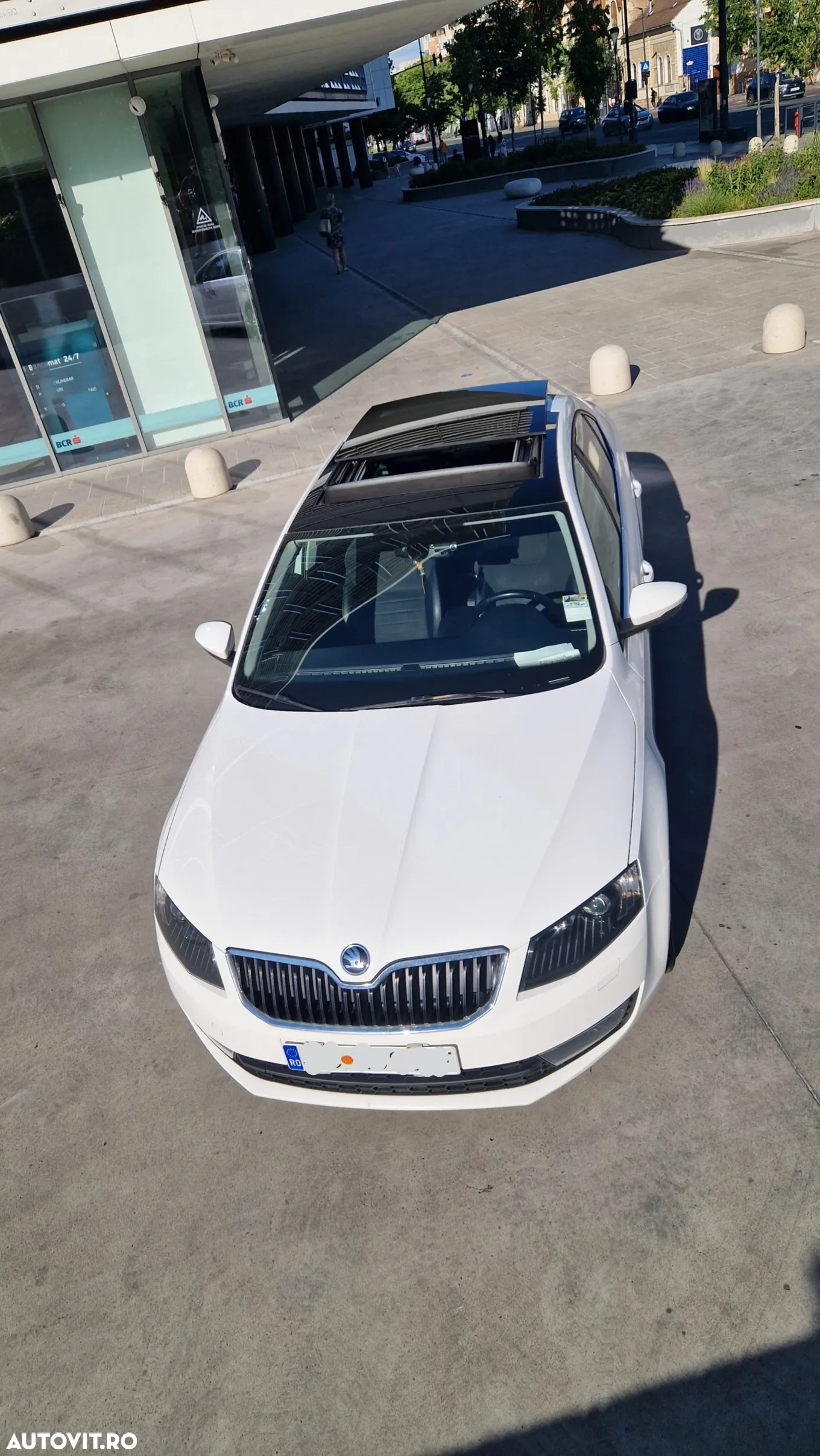 Skoda Octavia 1.4 TSI ELEGANCE - 11