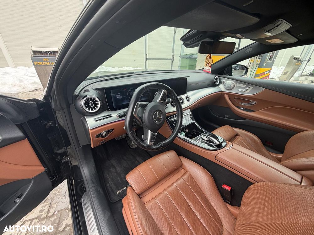 Mercedes-Benz E 400 4MATIC - 12