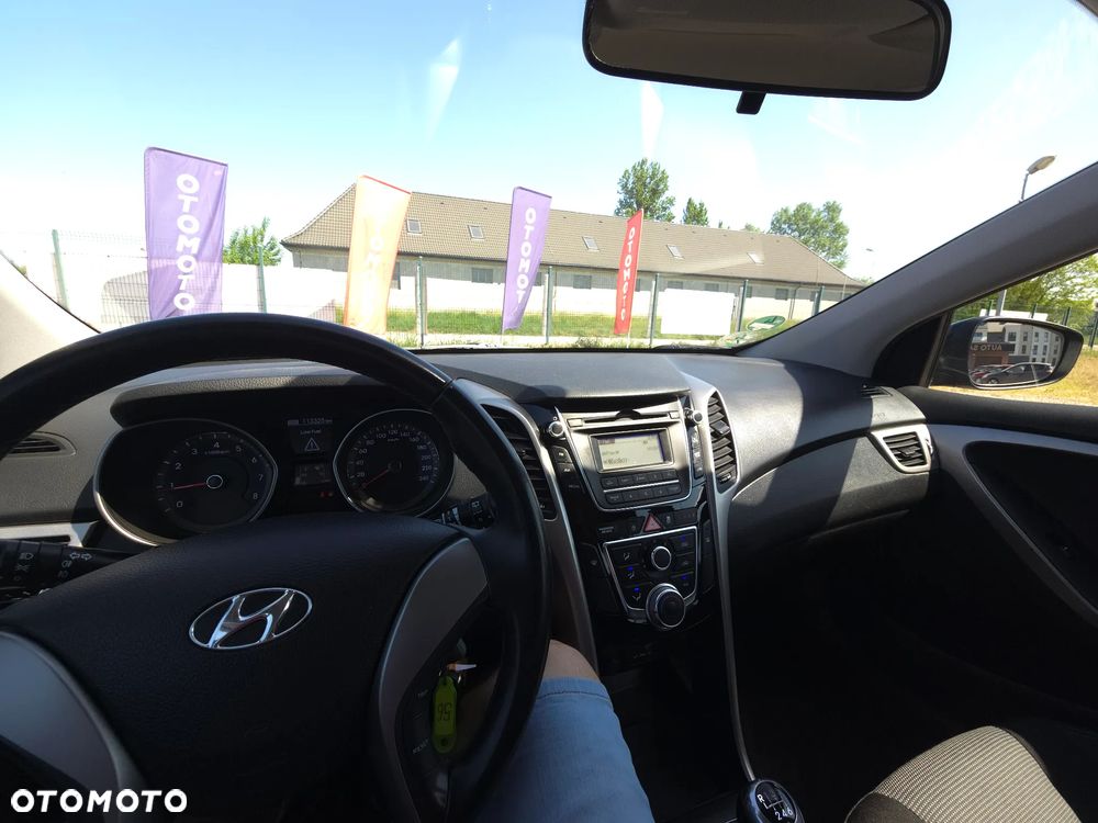 Hyundai i30 blue 1.4 Classic - 27