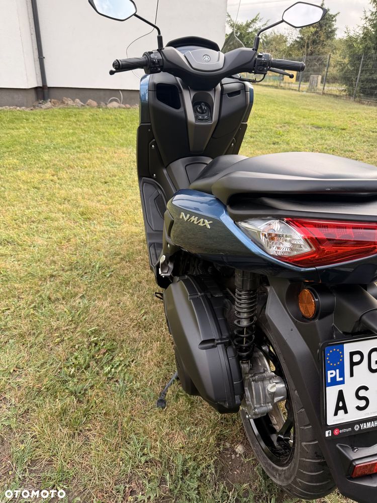 Yamaha NMAX - 4