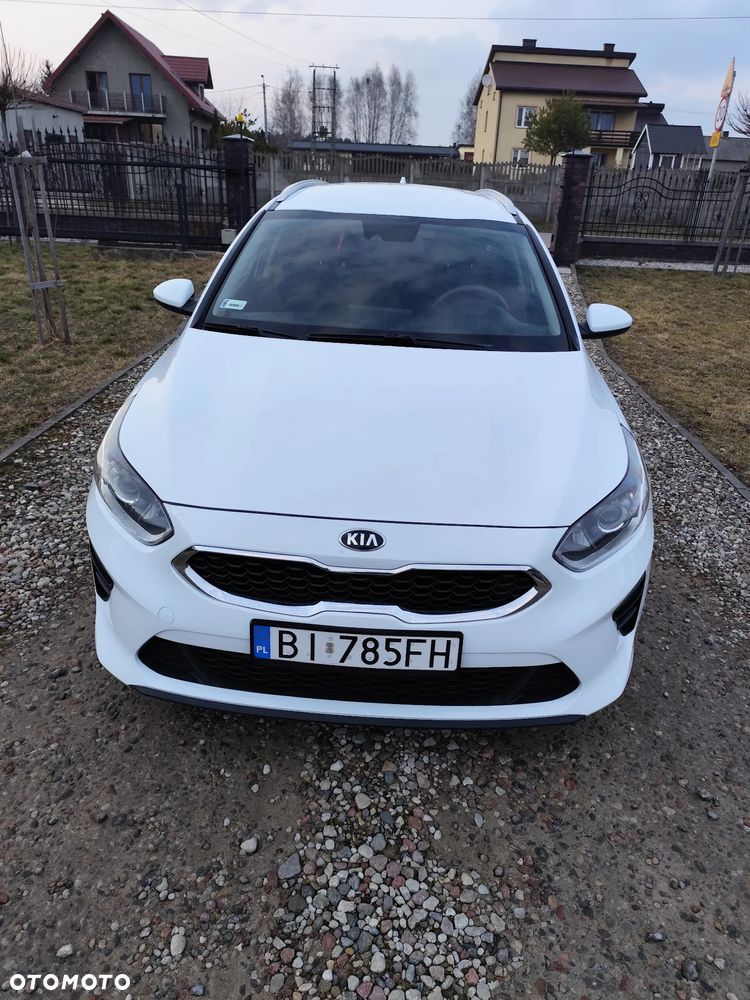 Kia Ceed 1.6 CRDi SCR L Business Line Plus - 1