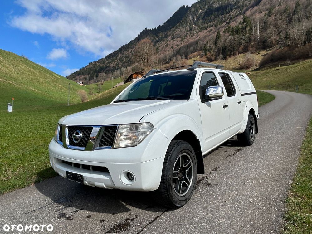 Nissan Navara 2.5 D Platinum - 3