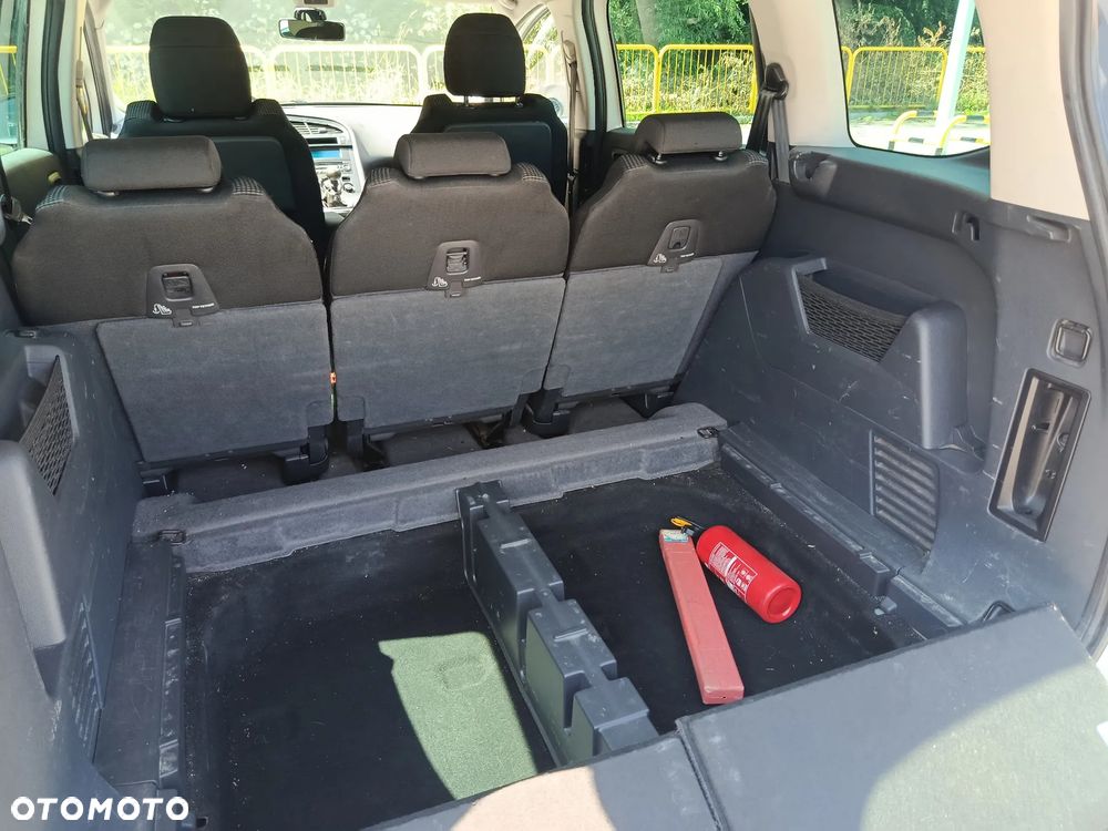 Peugeot 5008 HDI FAP 110 Active - 11