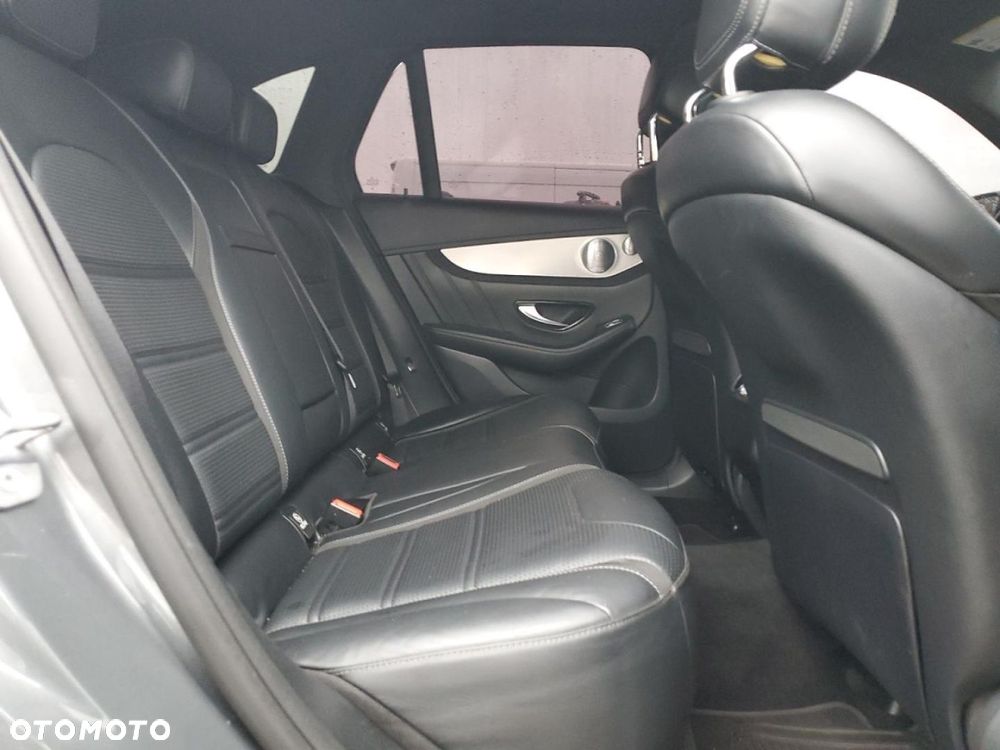 Mercedes-Benz GLC - 3