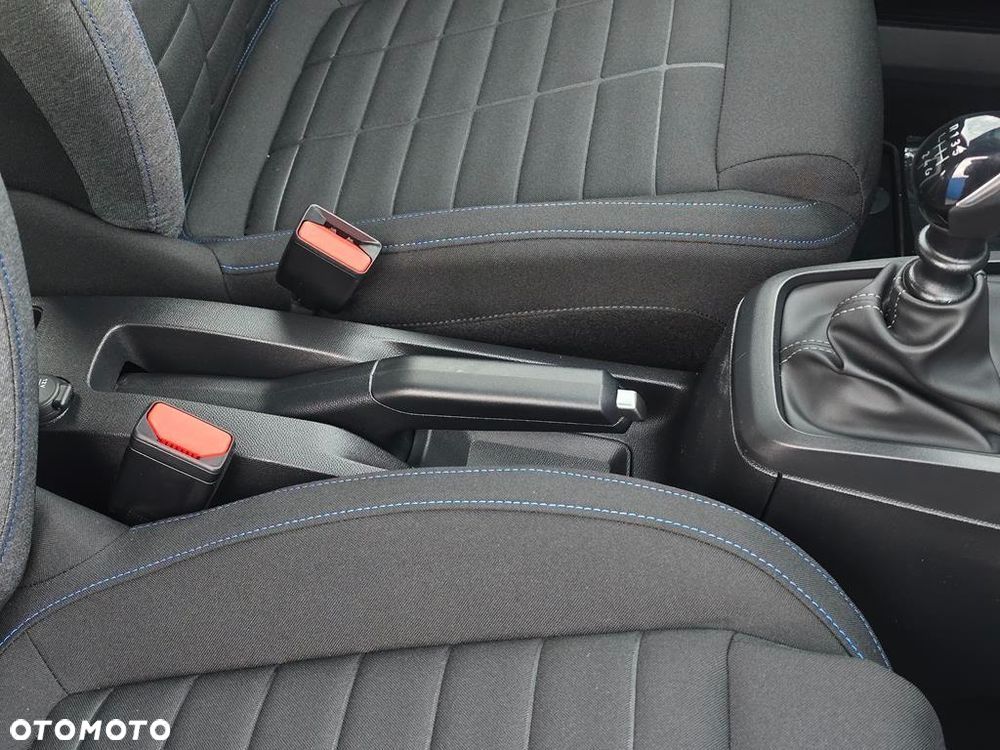 Citroën C3 1.2 T Plus - 25