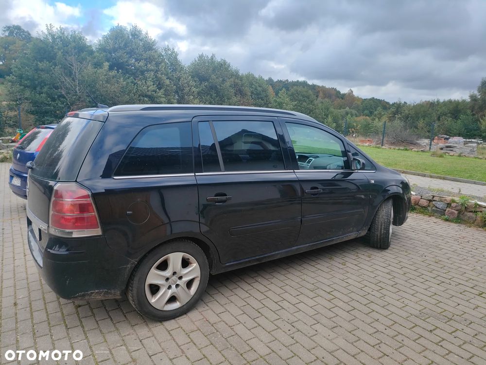 Opel Zafira 1.9 CDTI Sport ActiveSelect - 1
