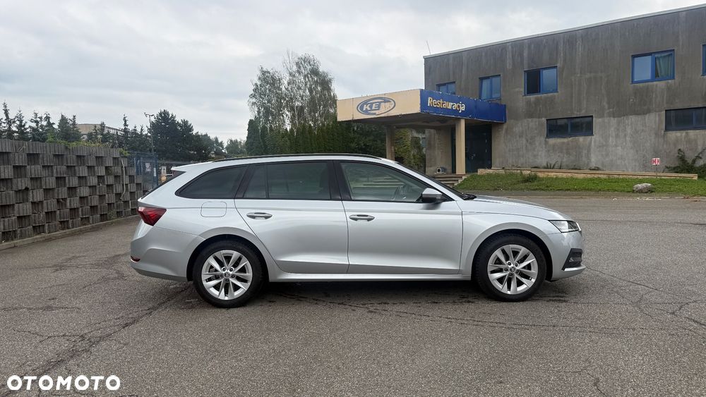 Skoda Octavia 2.0 TDI Ambition DSG - 8