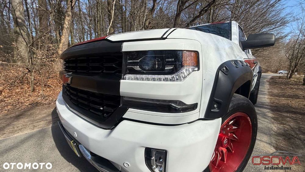 Chevrolet Silverado - 5