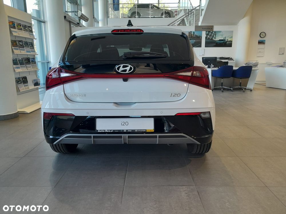 Hyundai i20 1.0 T-GDi Modern Black DCT - 4