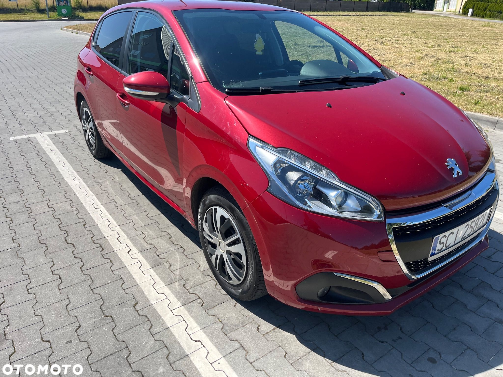 Peugeot 208 1.6 BlueHDi Active - 1